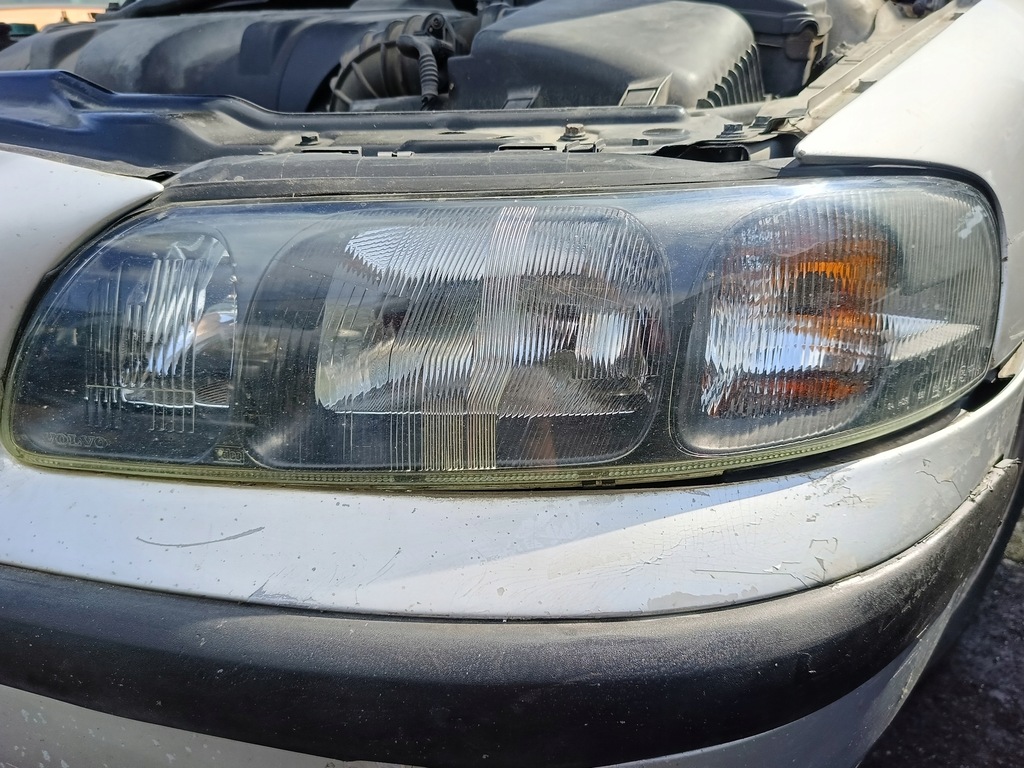 фото №1, Volvo s60 1 i 00-10 фара левый лампа передняя левая