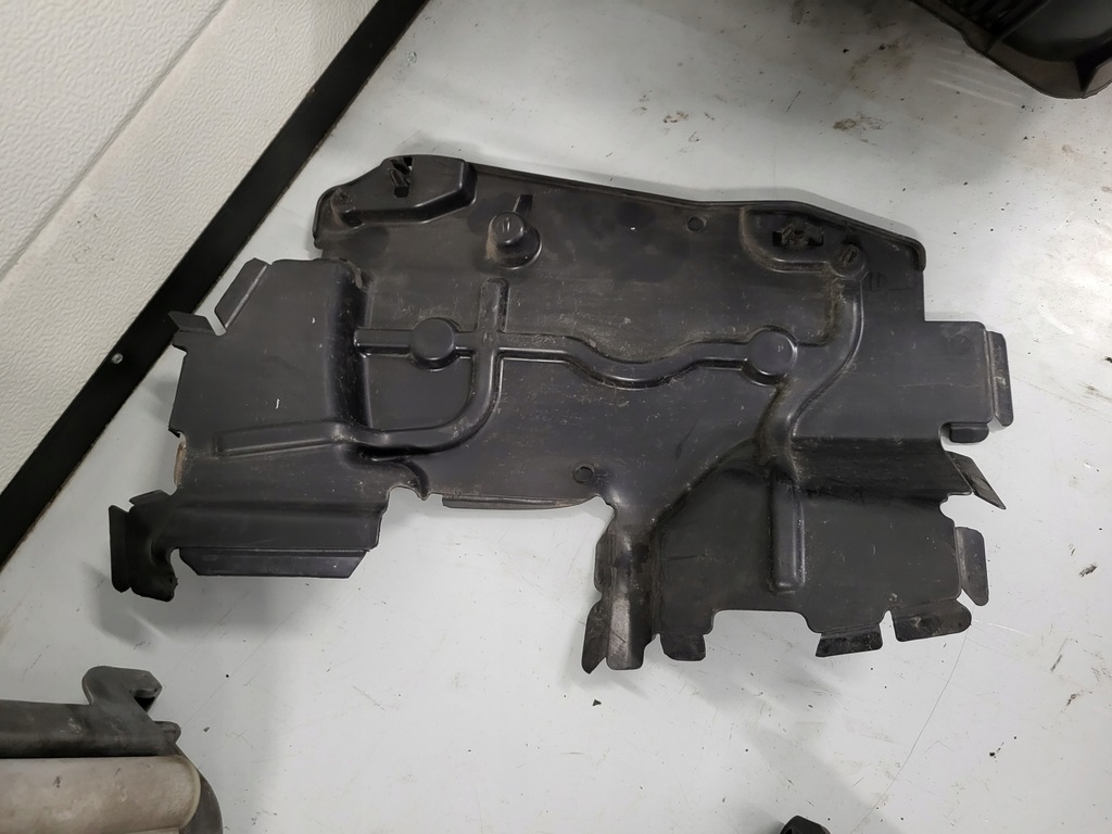 фото №8, Citroen c3 picasso 11r 1.4 pas передній радіатор