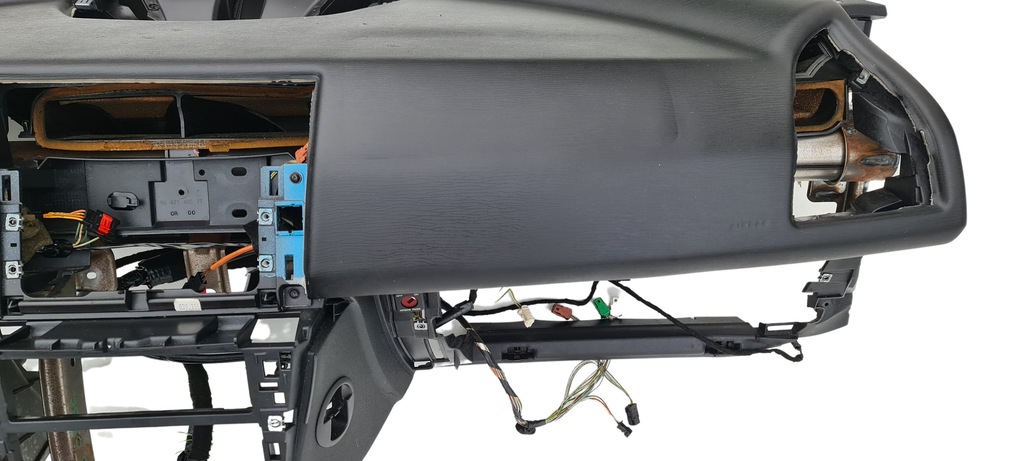 фото №8, Консоль панель приладів приладова citroen c4 i 04-