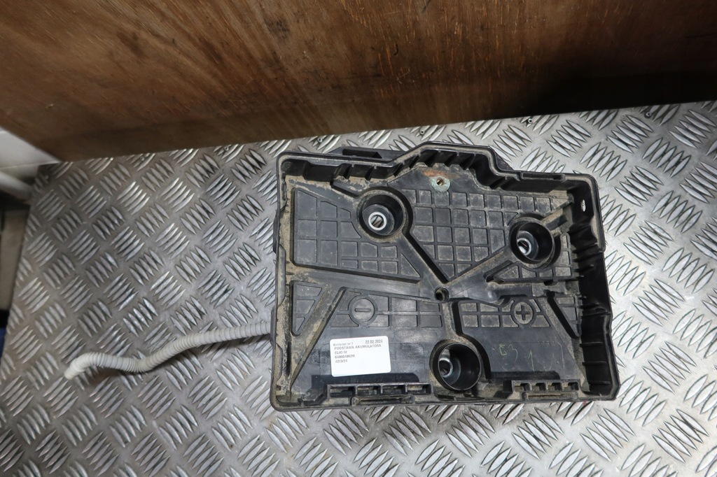 фото №1, Основа акумулятор clio iv 64804862r