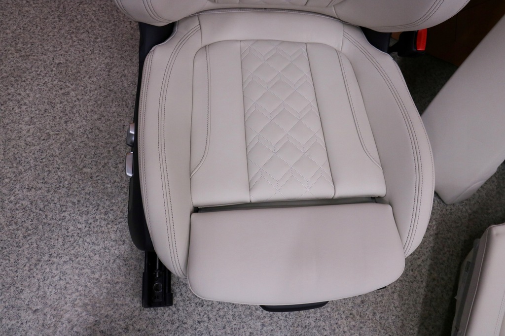 фото №8, Bmw 4 g22 салон сиденья individual кожа merino elfenbeinweiss harman