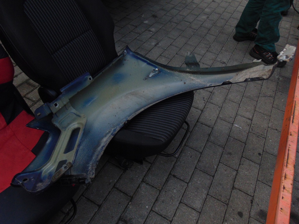 фото №12, Крила правий перед передній dacia sandero i dv61h europa