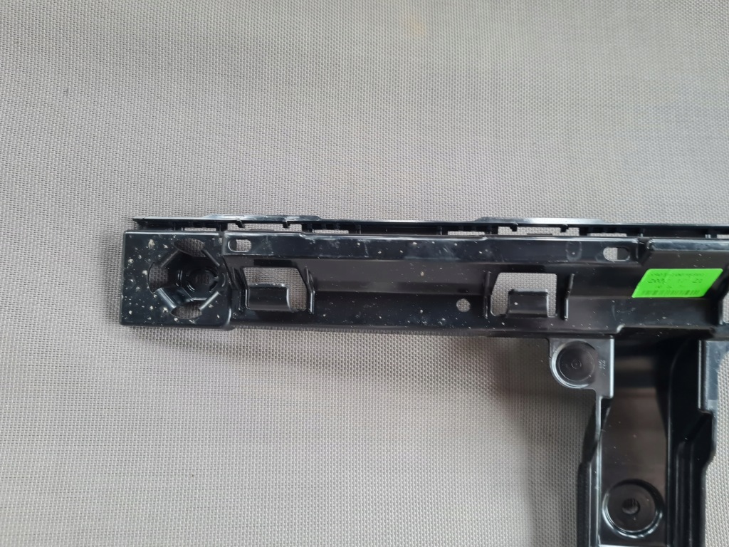 фото №11, Bmw оригинальный номер 7381120 направляющая кронштейн бампера