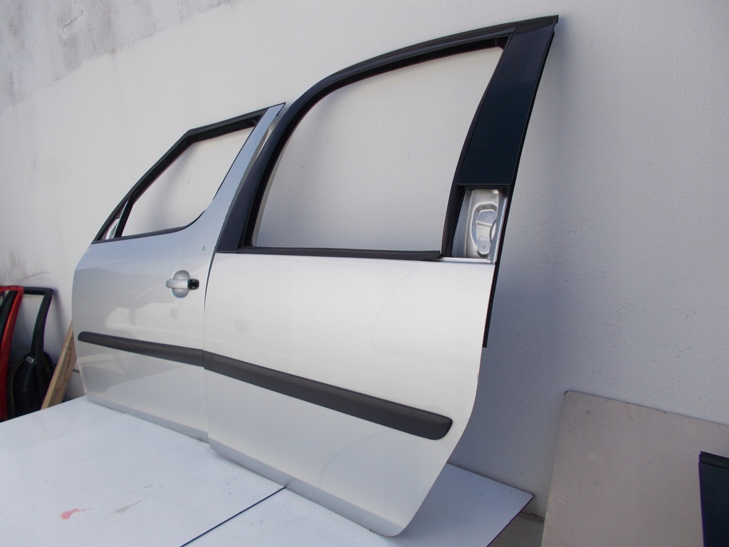 фото №9, Дверь левая передние перед задние задняя задние skoda roomster opole