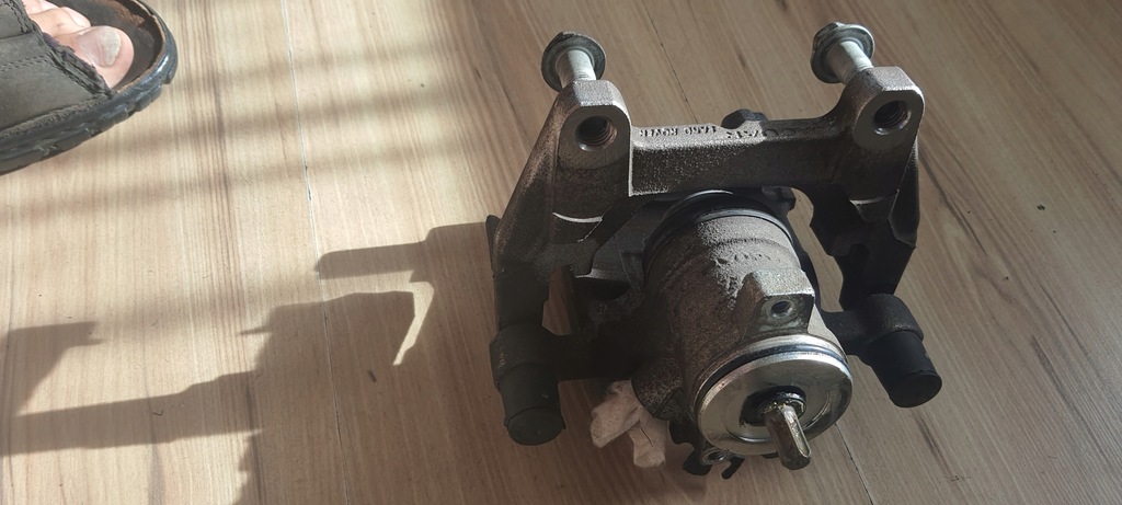 фото №5, Суппорт тормоза правый задняя jaguar i-pace r/r velar