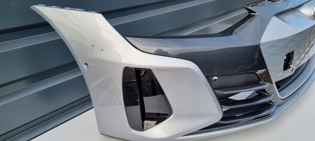 фото №8, Audi gt rs e-tron 4j3 бампер перед оригинал a088