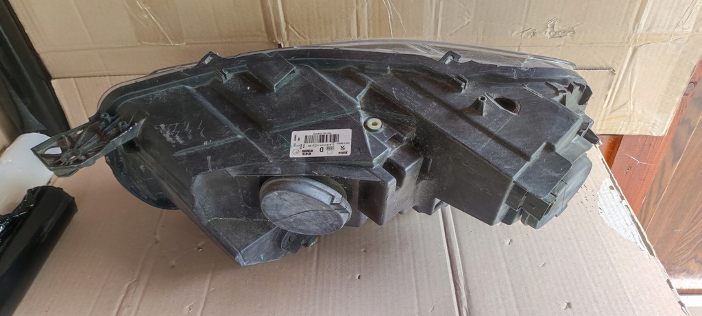 фото №5, Лампа перед peugeot rifter partner iv