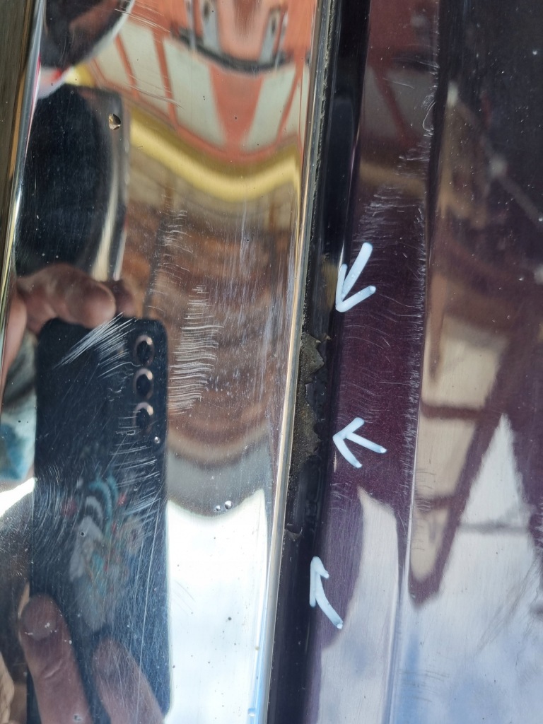 Дверь правый перед citroen ds5 код лакокрасочного покрытия: erud uk Доставка