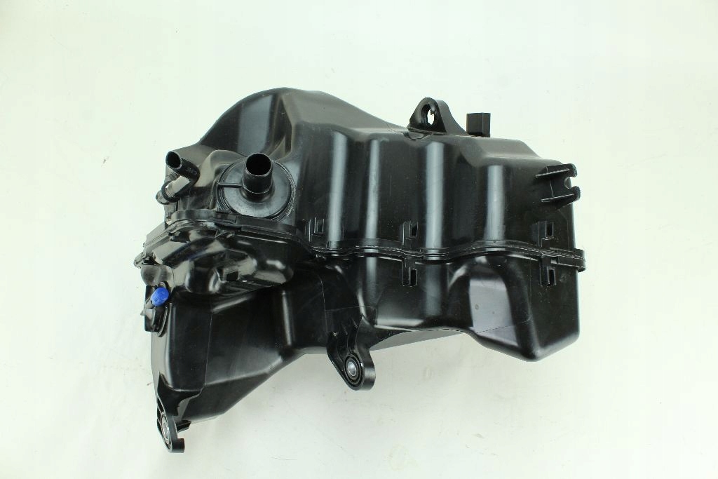 фото №12, Бак adblue vw caddy 2k5131877a