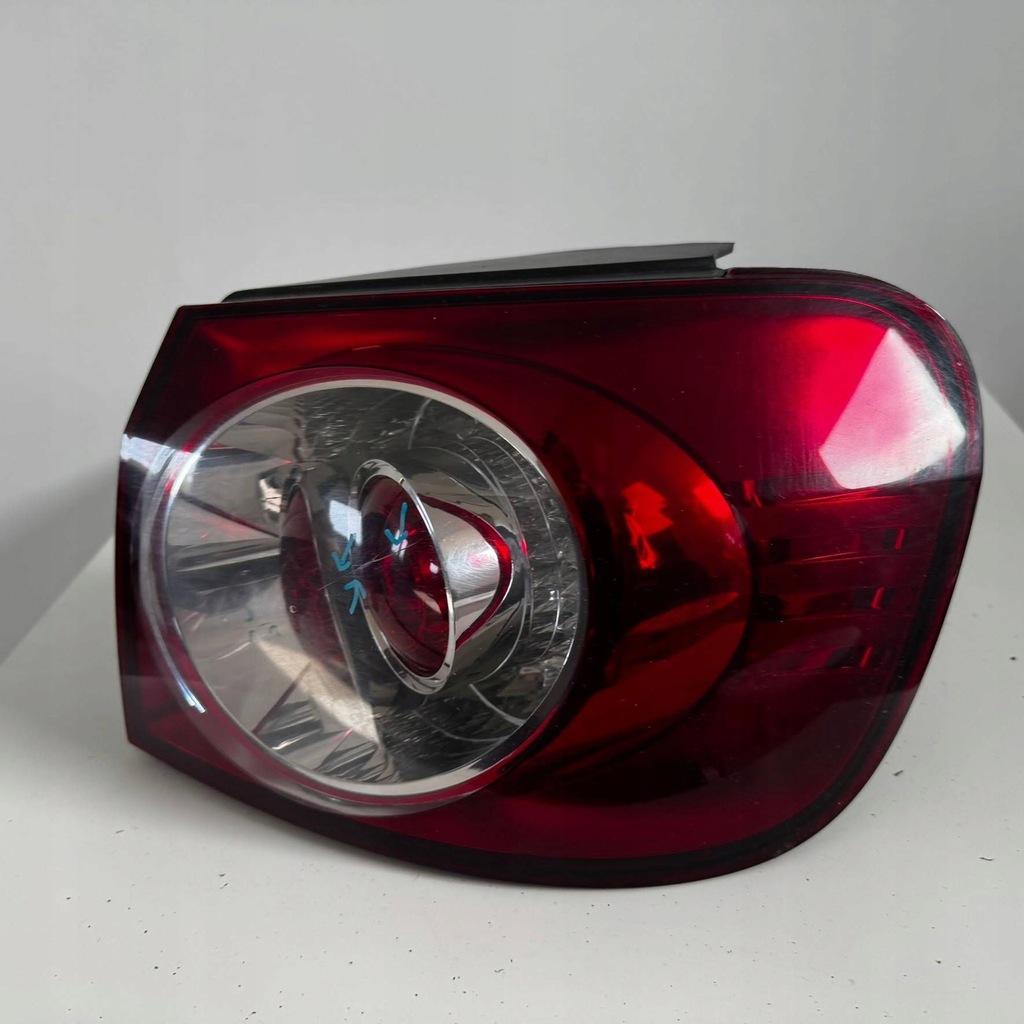 фото №7, Лампа права задня vw golf plus 5m0945096s