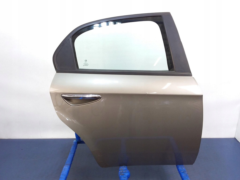 фото №1, Alfa romeo 159 i sedan двері задня праве 566/a