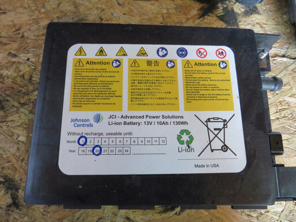 фото №1, Аккумулятор renault nissan 13v 10ah 130wh