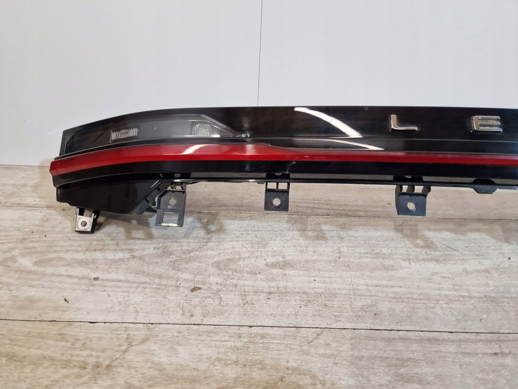 Lexus rz 23- фара задня накладка led європа Доставка