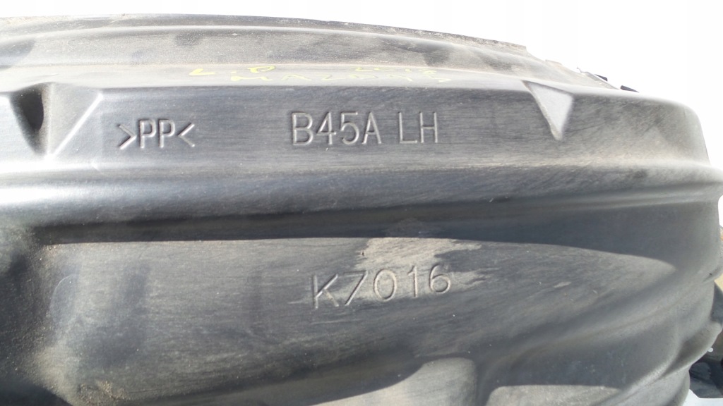 фото №4, Підкрилок ліва передні mazda bm 3 iii 2018 rok lift b45a