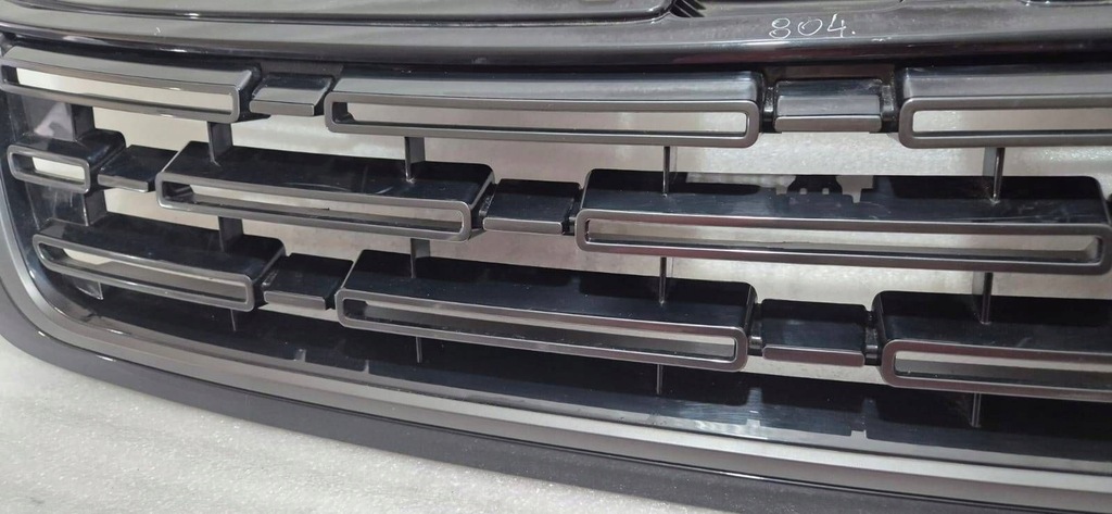 фото №13, Решітка радіатора решітка радіатора передня land rover evoque ii