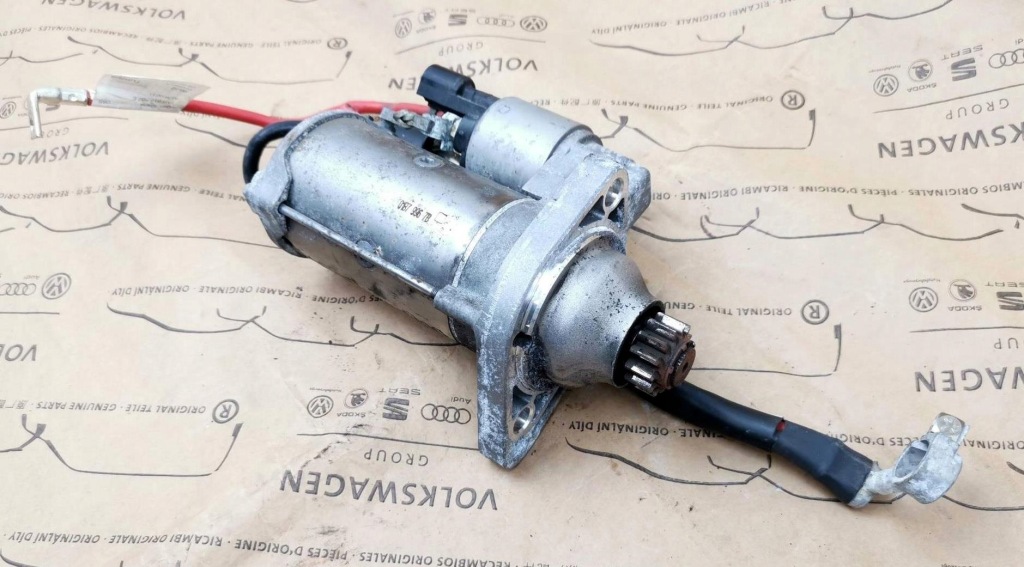 Стартер vw golf passat seat leon ibiza audi a1 a3 8v 02z911021k оригінал Доставка