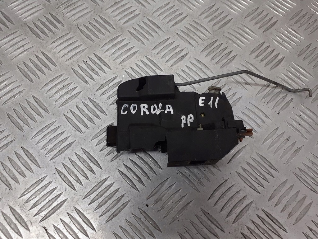 фото №1, Замок дверь правый перед toyota corolla e11