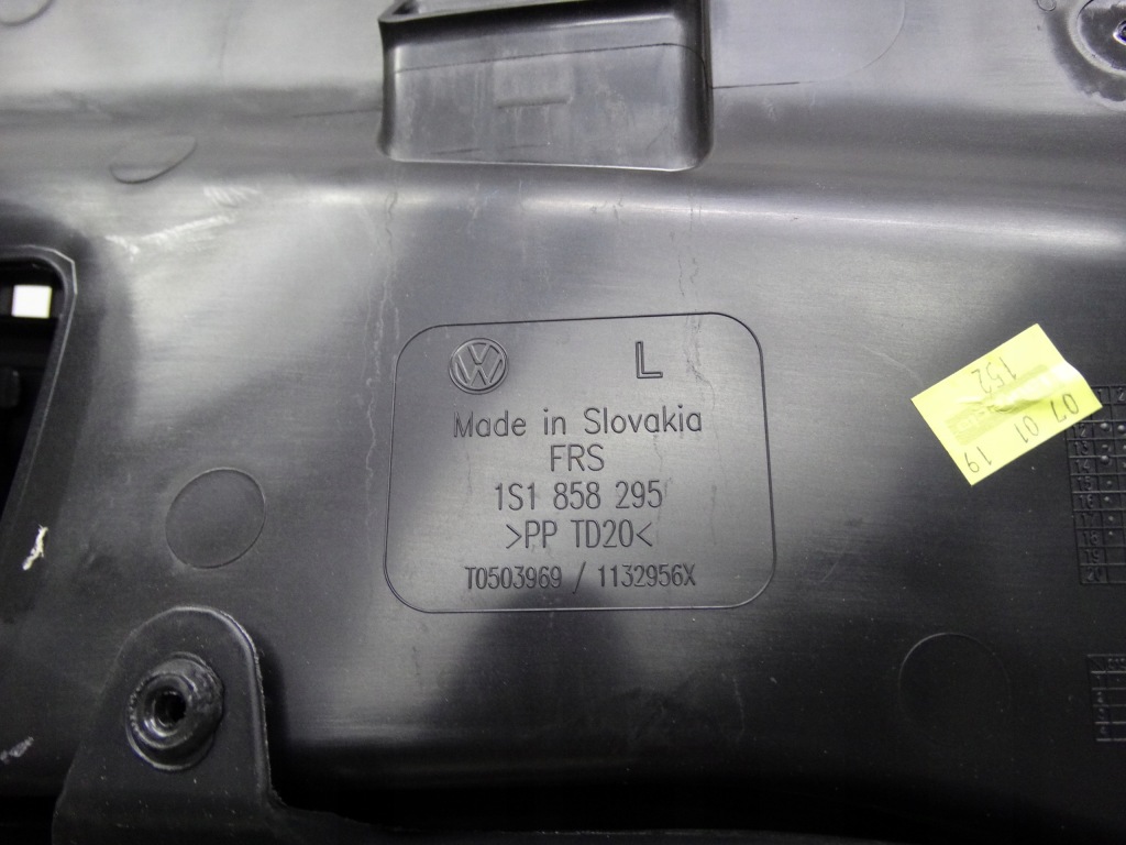 фото №13, Vw up 11-16 1s консоль приборная панель оригинальная nieregenerowana 1s1857002bs