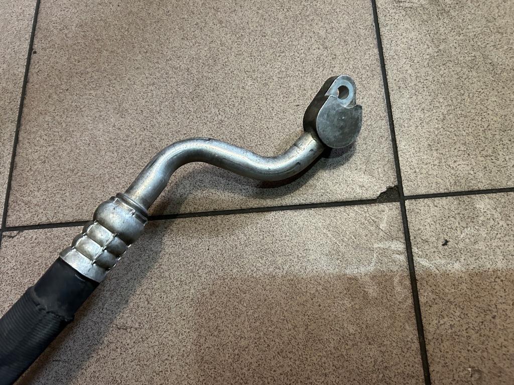 фото №3, Шланг трубка кондиционера audi a8 d2 3.3 tdi