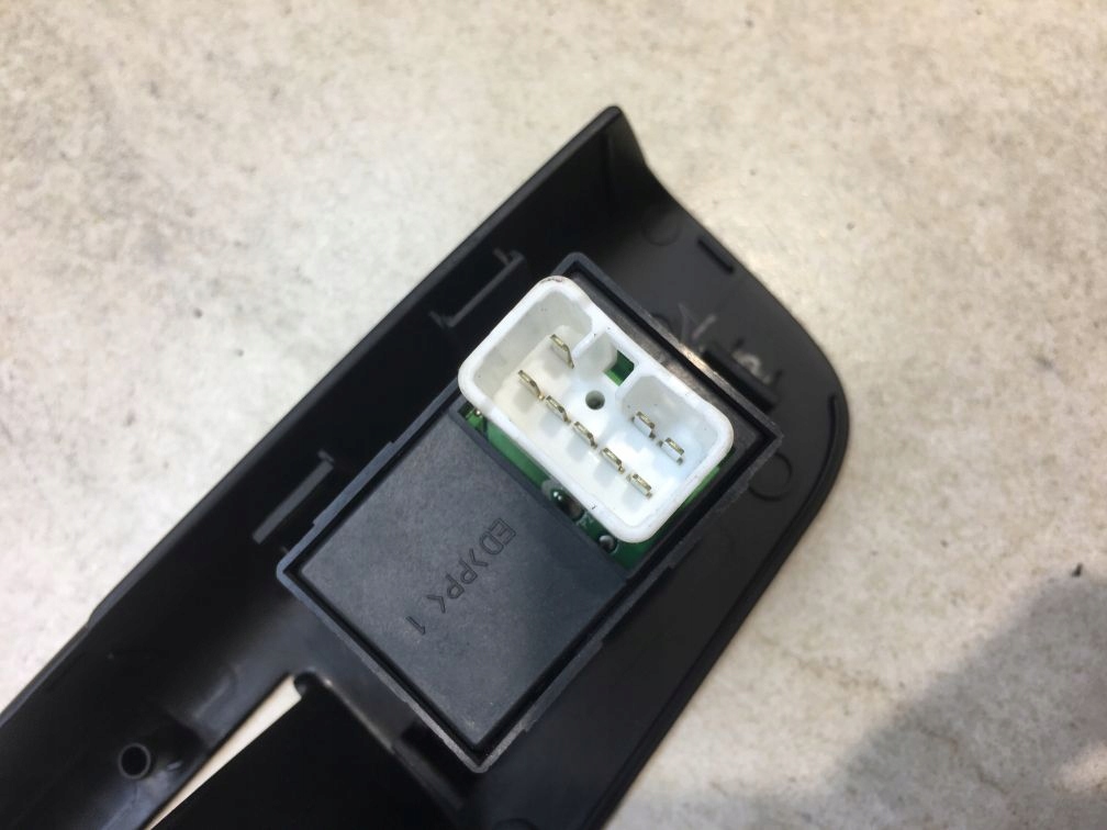 фото №6, Панель скло лівий задня kia ceed i 82351-1h000