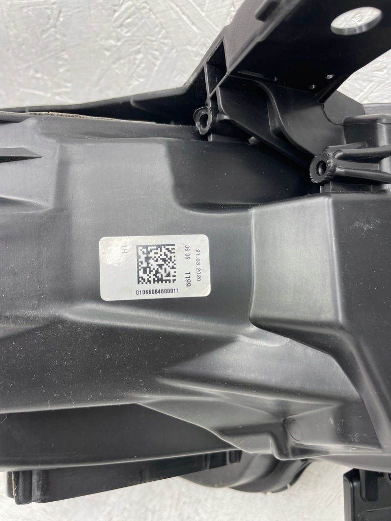 Фара левый перед renault clio 5 full led 260604183r с Разборки