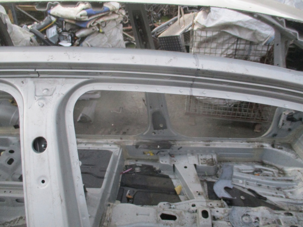 Стойку правый opel zafira b z167 в Украине