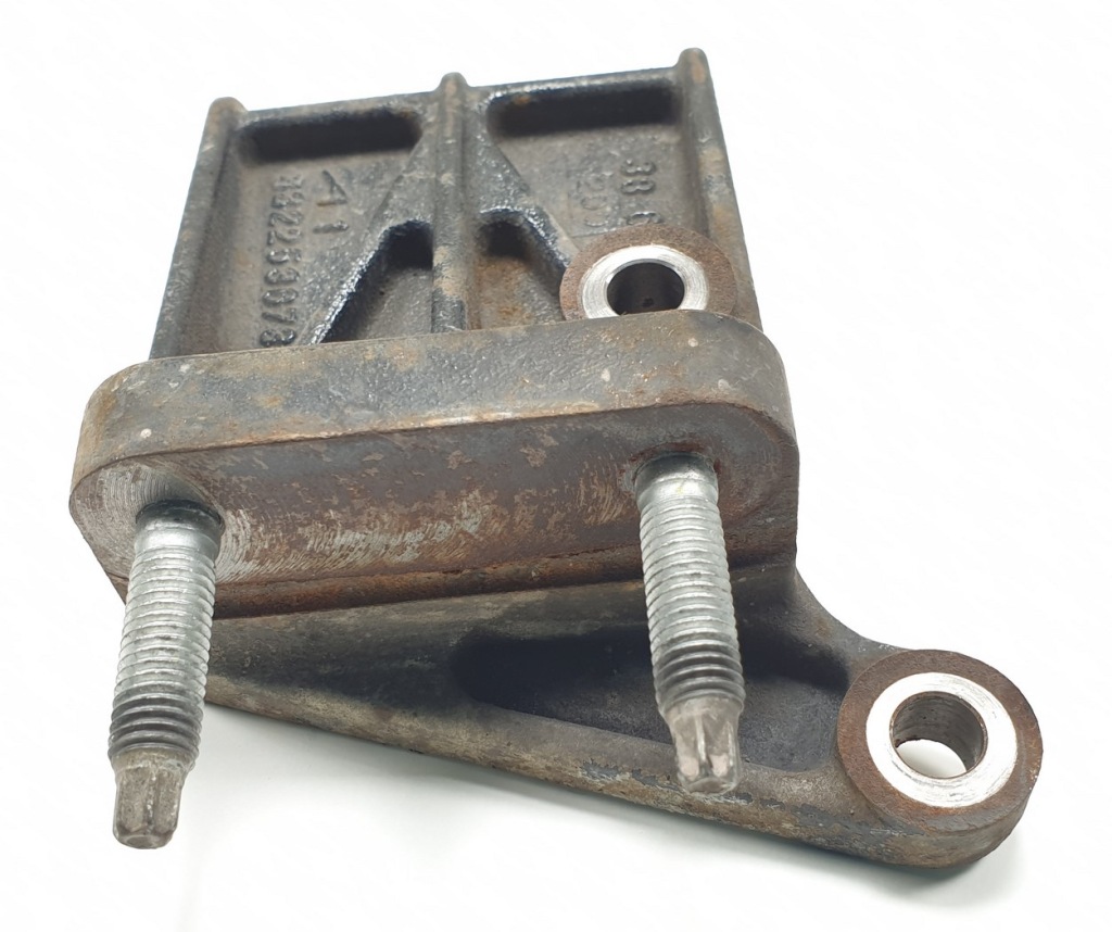Купити Кронштейн двигуна opel agila a 1.2 9214189