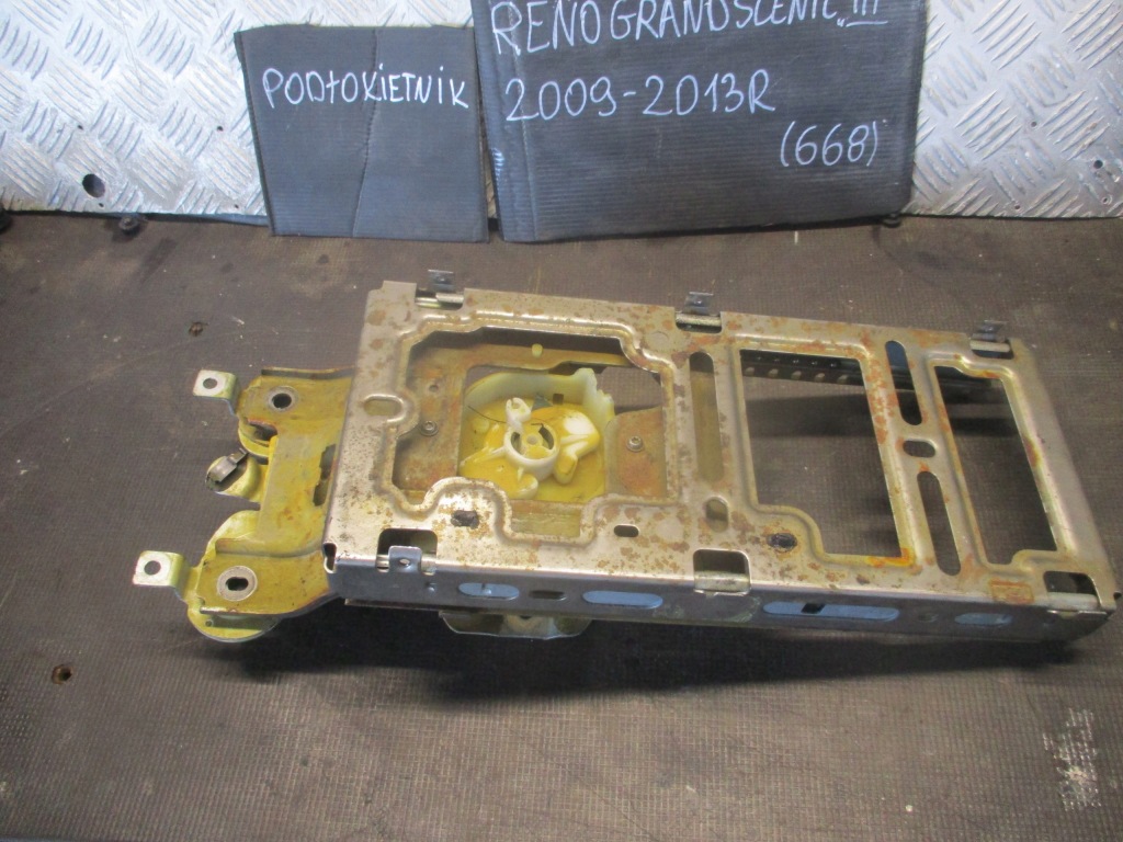 фото №4, Каркас подлокотник 147101665 renault grande scenic iii 1.4 tce 09-13 r.