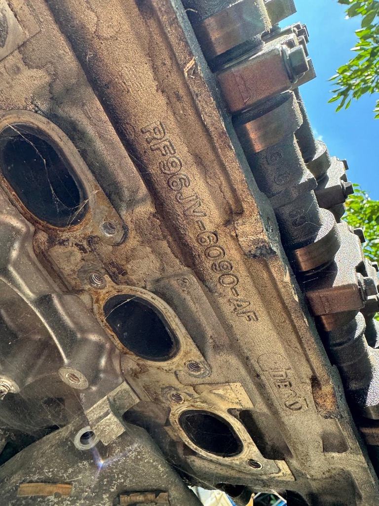 фото №14, Головка двигателя jaguar xj8 xjr xk daimler 4.0 v8 rf96jv-6090-af правая