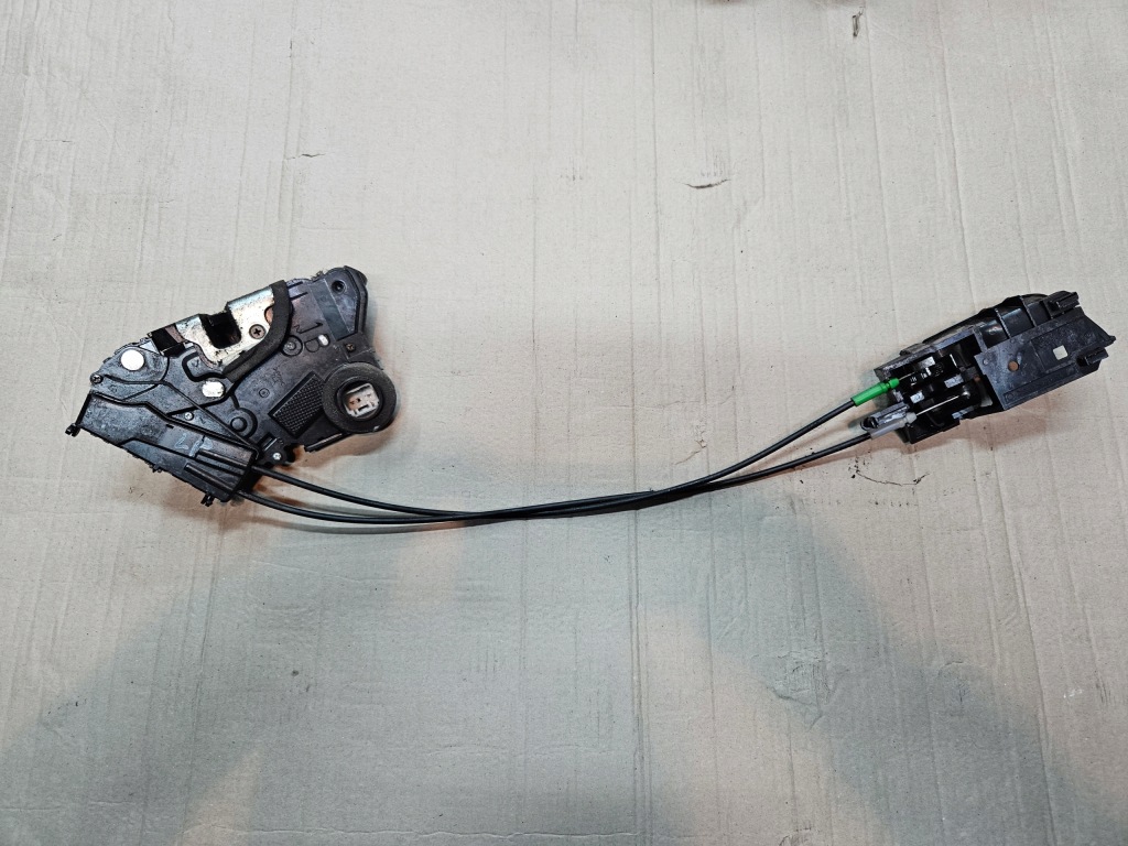 фото №1, Toyota prius ii 03-09 замок двері лівий перед