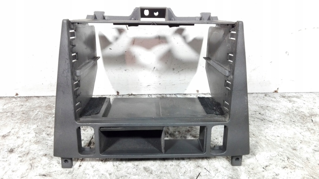 фото №1, Рамка карман каркас панель радио volvo v40 lift