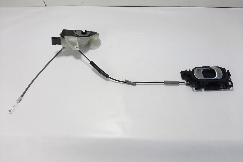 фото №8, Замок лівих передніх двері citroën c4 cactus 190385 1.2l бензиновий 81kw