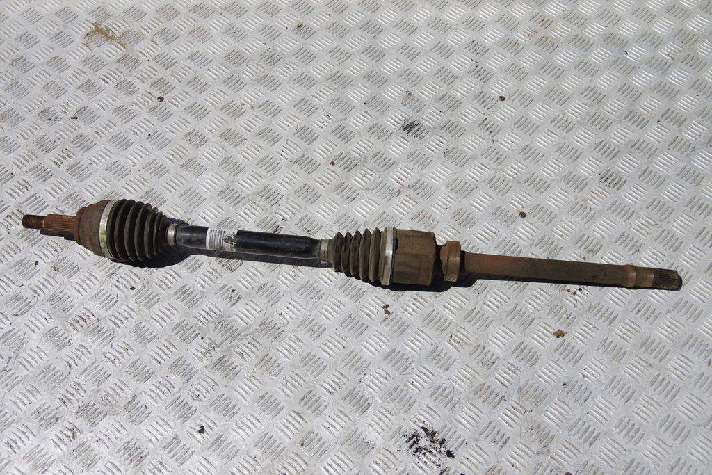 фото №1, Приводной вал правая espace v 1.6 dci 391010905r