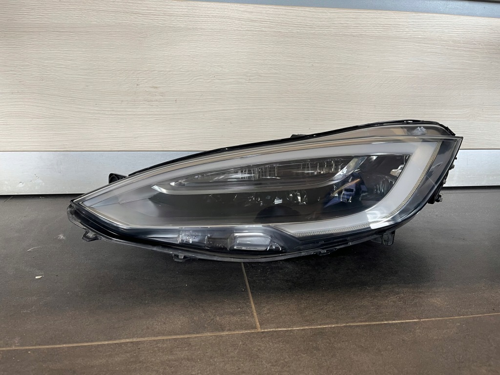 фото №1, Лампа левая передняя tesla model s lift