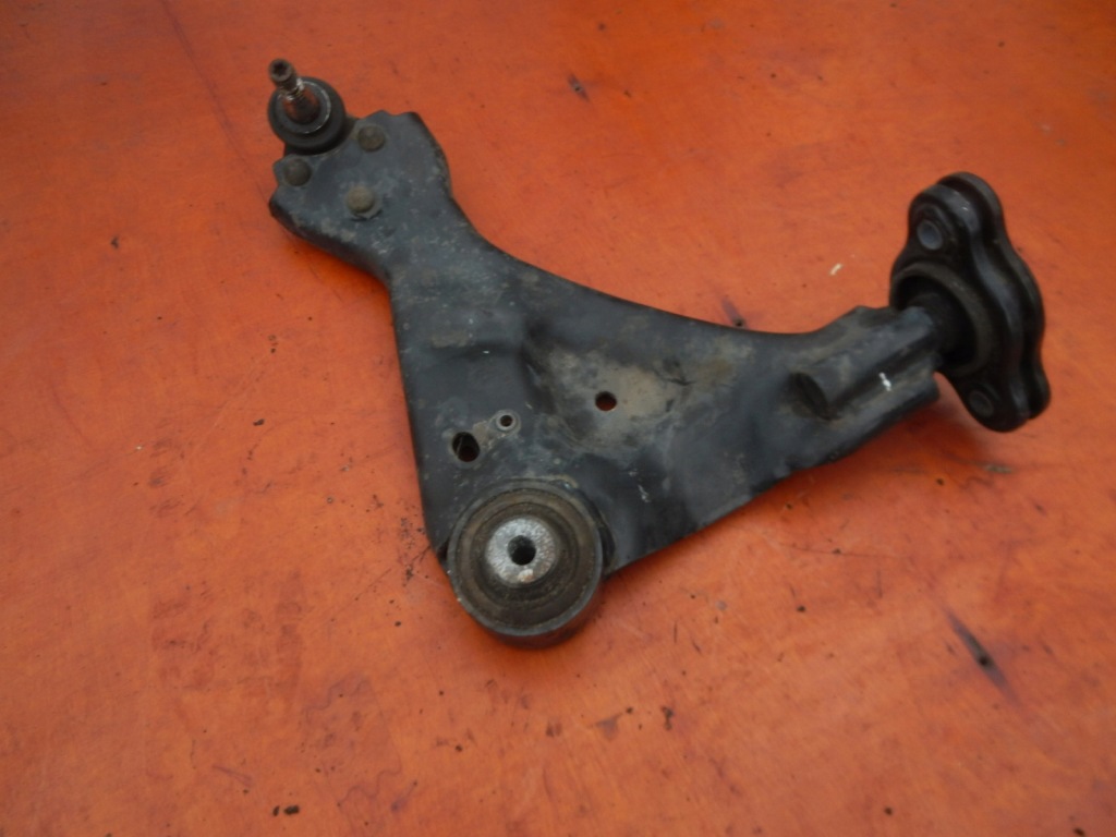 Рычаг левый перед vito 447 2.2cdi 14- Оригинал