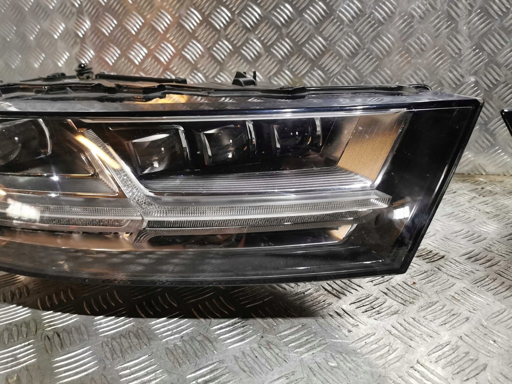 фото №6, Audi q7 4m лампа full led ліва перед передня