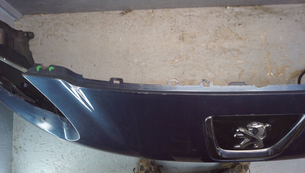 Бампер перед peugeot 308 рестайлінг  led z1940 Київ