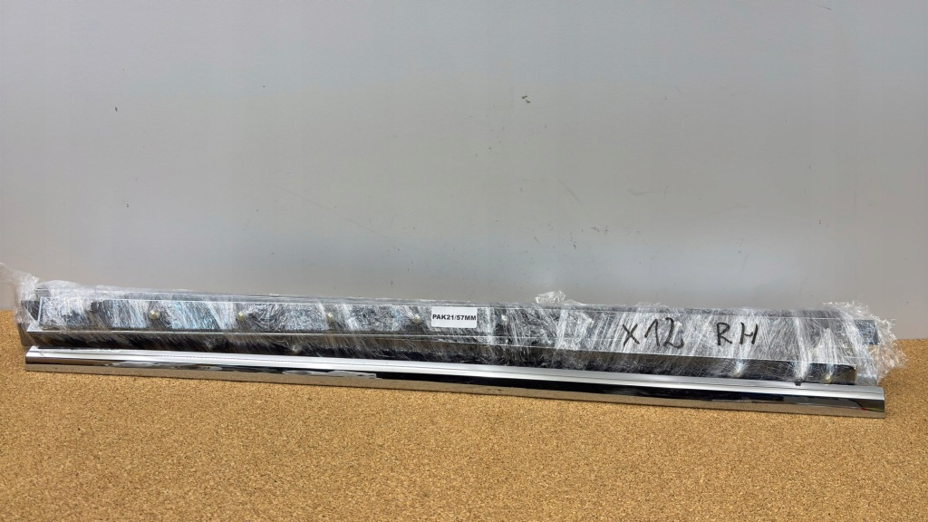 фото №1, Bmw 7 g11 g12 15-22 rok молдинг дверь правый перед хром pak21/57mm