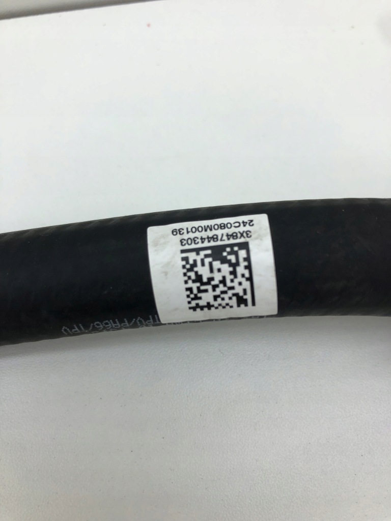 Bmw x1 u11 труба шланг воды радиатора 8478474 с Разборки