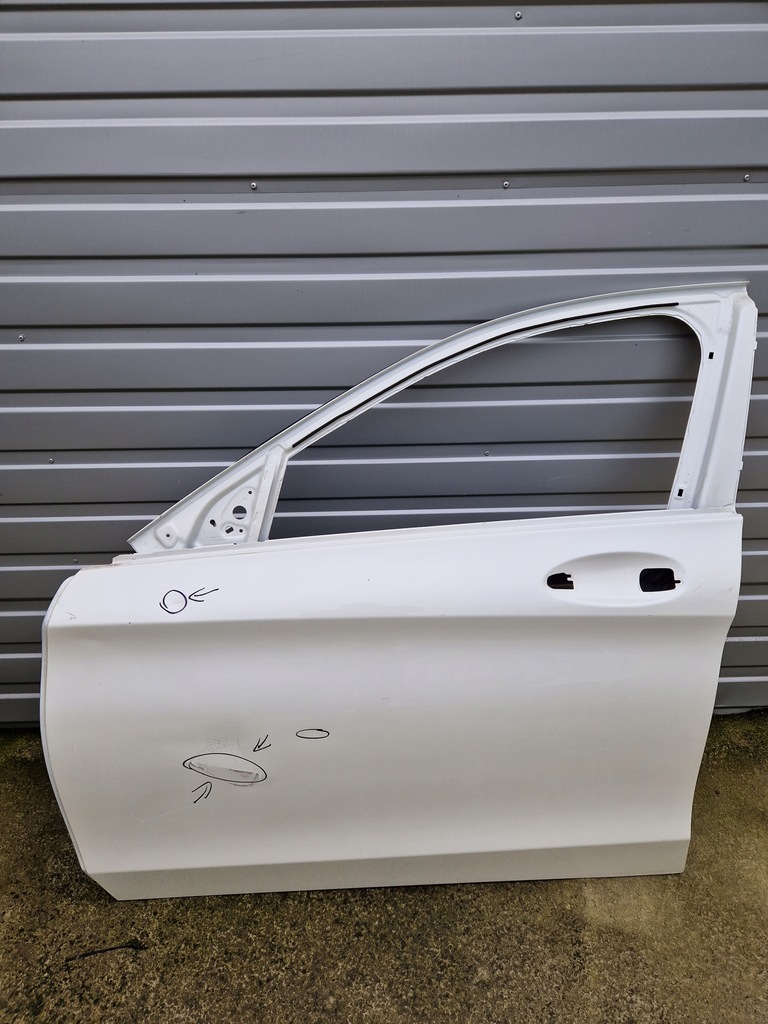 фото №1, Mercedes c-klasa w205 дверь передние левая перед