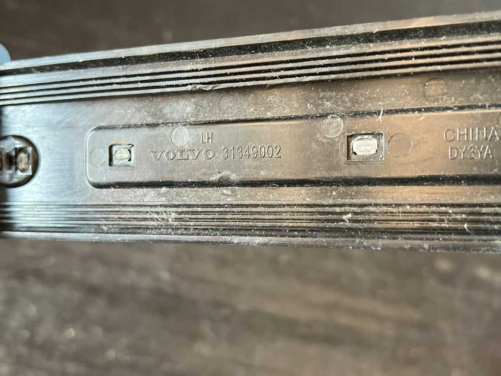 фото №7, Volvo xc60 i lift молдинг накладка порог левая 31349002