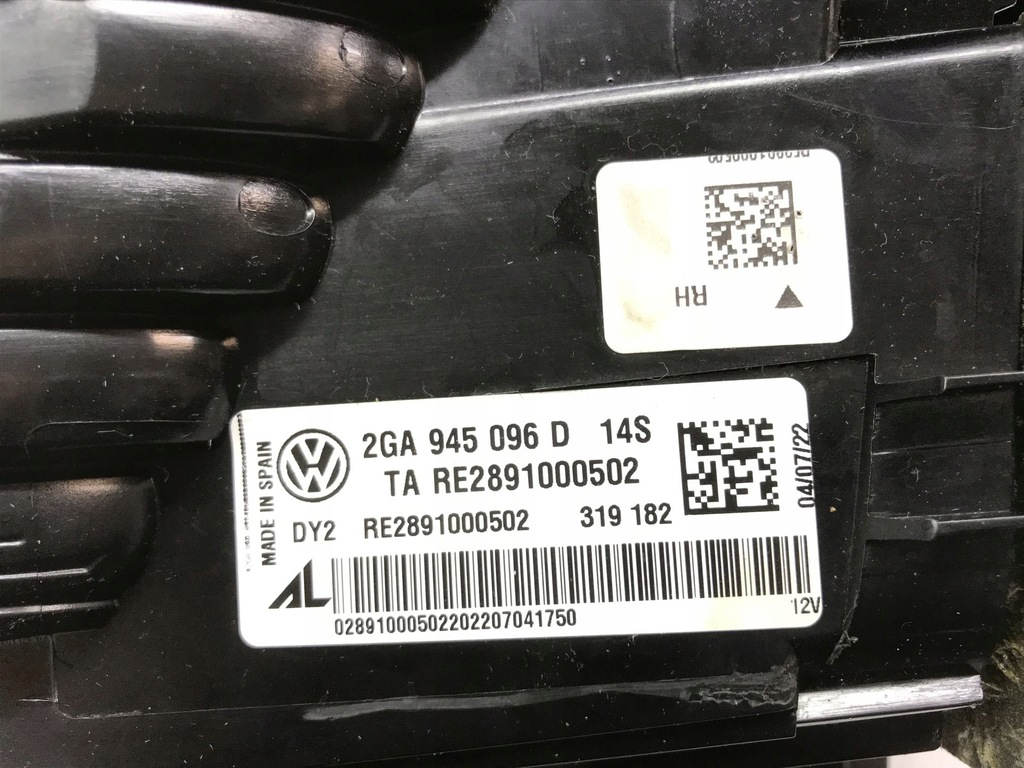 фото №15, Vw t-roc лампа led права задня 2ga945096d
