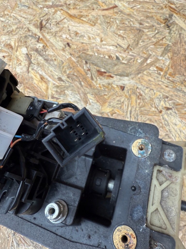 фото №8, Домкрат выборщик переключения передач audi q7 4l 4.2 tdi 4l1713041j