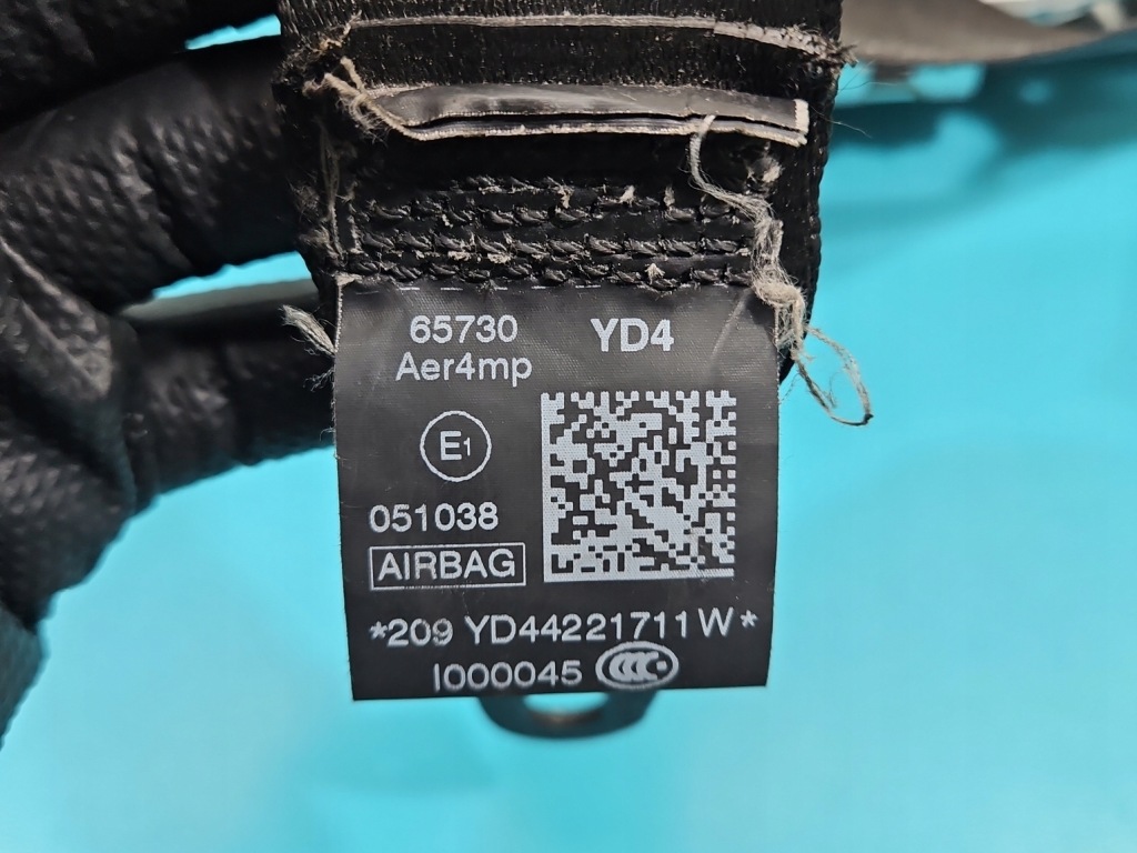 Ремень безопасности перед левое  водителя audi a8 d4 4h 4h0857705a европа Оригинал