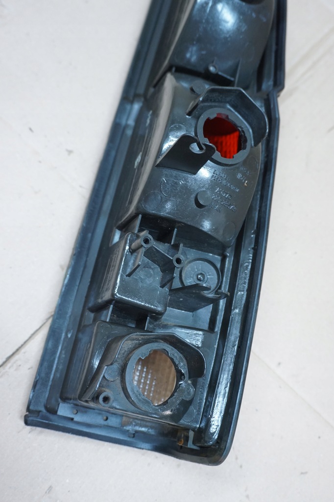 фото №14, Nissan navara d21 king cab лампа лівий задня задня org.