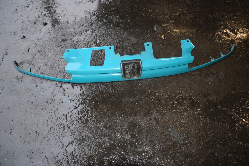 фото №1, Решётка радиатора решётка радиатора peugeot 306