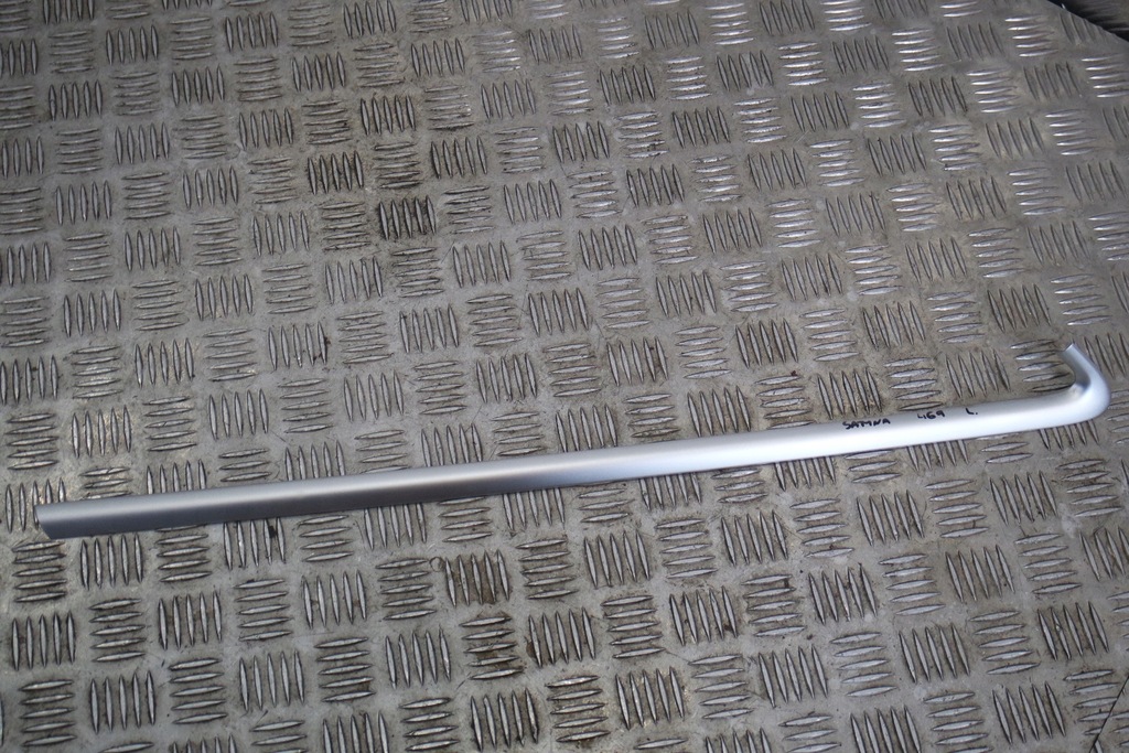 фото №1, Молдинг скло ліва задня audi a6 4g9 satyna