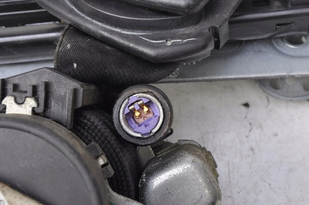 фото №5, Volkswagen touareg i pas безпеки лівий перед передній