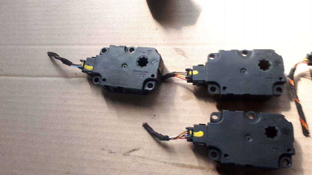 фото №9, A4 b9 8w моторчик отопителя zbat0084d03 a5 8w