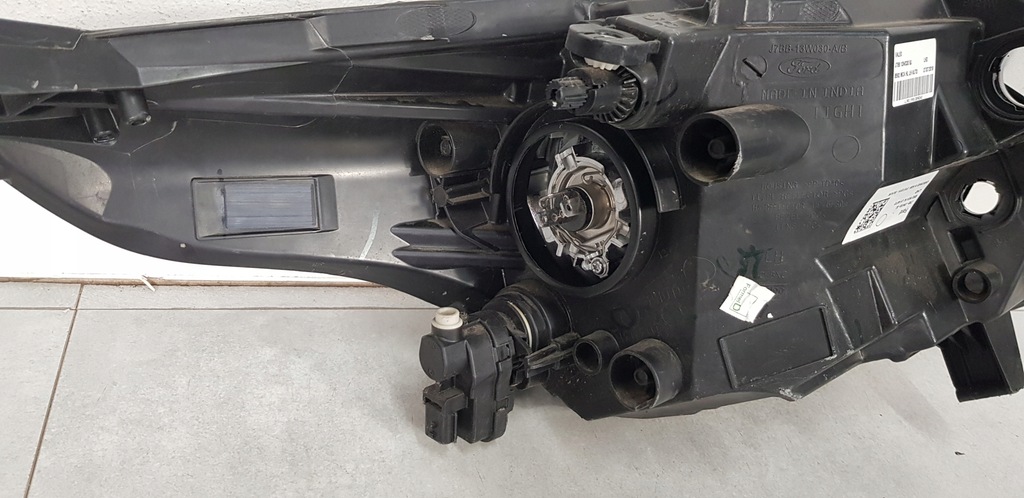 фото №11, Ford ka+ ka plus 18- лампа левый перед j7bb-13w030-bj